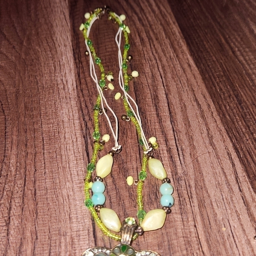 Beaded Statement Necklace Oversized Pendant Matching Bracelets and Earrings Boho - Picture 7 of 8